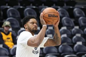 定的场均拿 定的场均拿